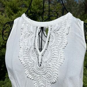 Daniel Rainn White Embellished Sleeveless Tank Top